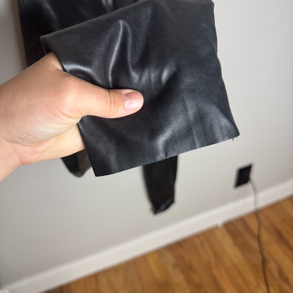 Aritzia Wilfred Free Leather Leggings High Rise Black - Picture 5 of 10